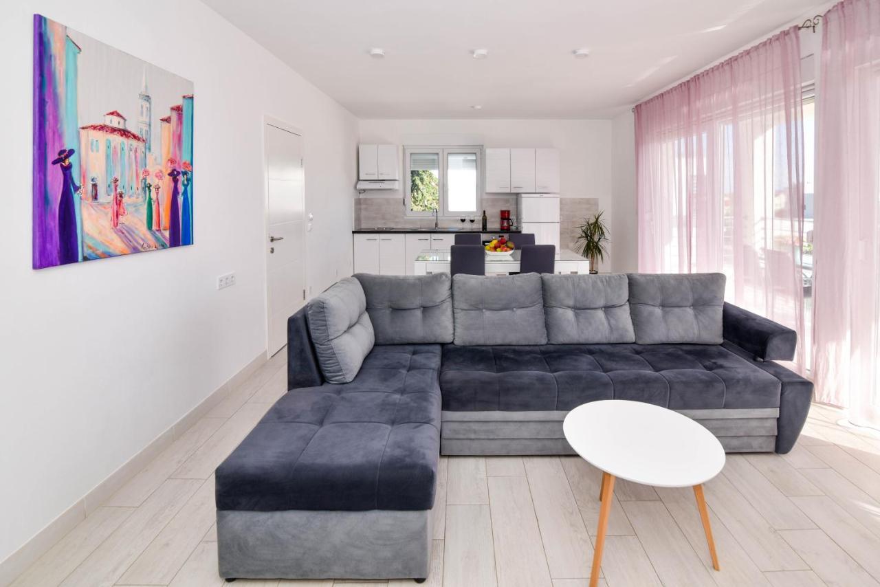 Apartment Deluxe Villa Carlotta Zadar Eksteriør bilde