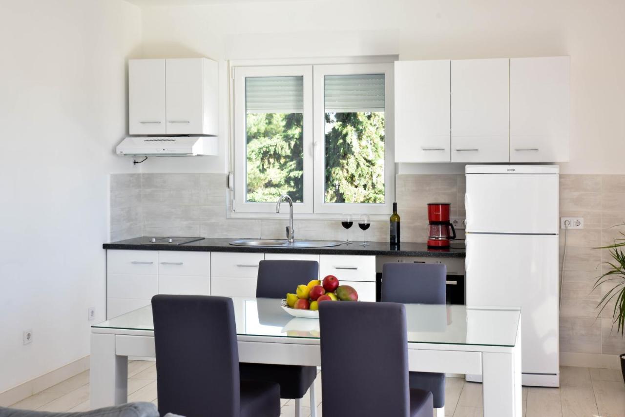 Apartment Deluxe Villa Carlotta Zadar Eksteriør bilde