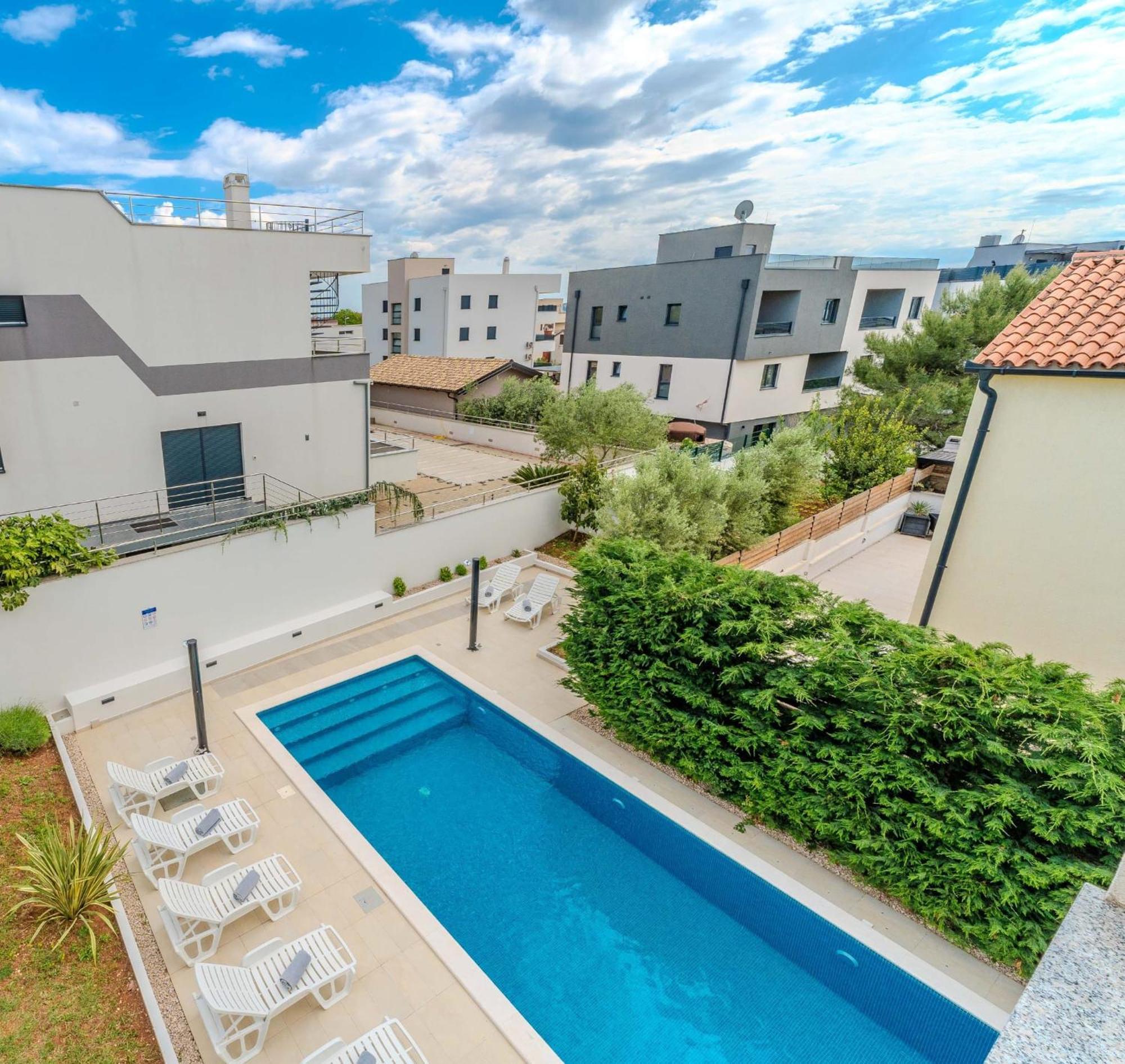 Apartment Deluxe Villa Carlotta Zadar Eksteriør bilde